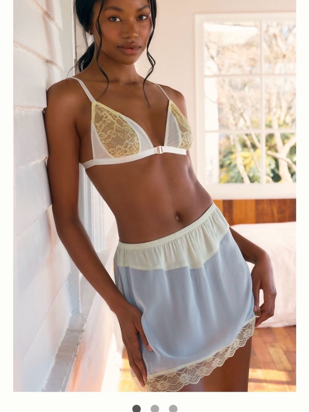 Anthropologie LyreBird Lace and Mesh Bralette Sheer in Fairest Jade yellow/white - Picture 4 of 4